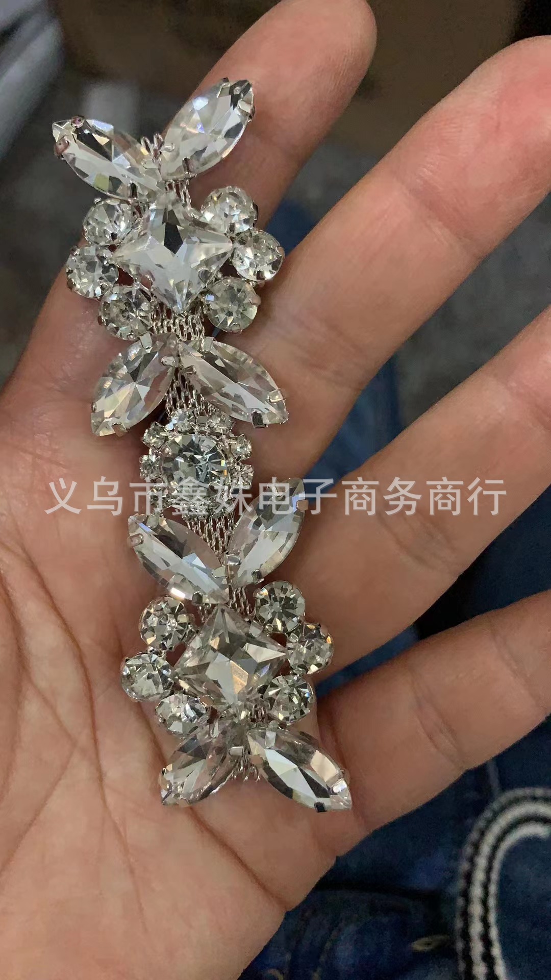 Metal welding, diamond-encrusted jewelry, diamond patterns, chains, belts, shoes, bags, clothes and accessories pic 11