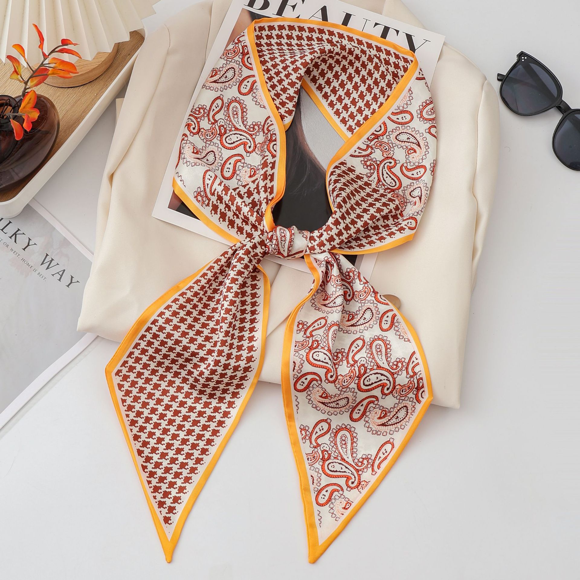 欧美风2025爆款斜角飘带长条丝巾工厂批发时尚格子纹防晒围巾领巾女装配饰详情5