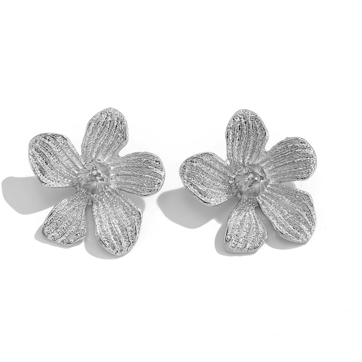 European and American cross-border accessories retro cold style leaf stud earrings fashionable design sense metal flower earrings earrings pic 40