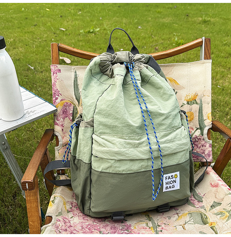 新款束口抽绳双肩包大容量休闲包户外运动登山包超轻量旅行背包详情35