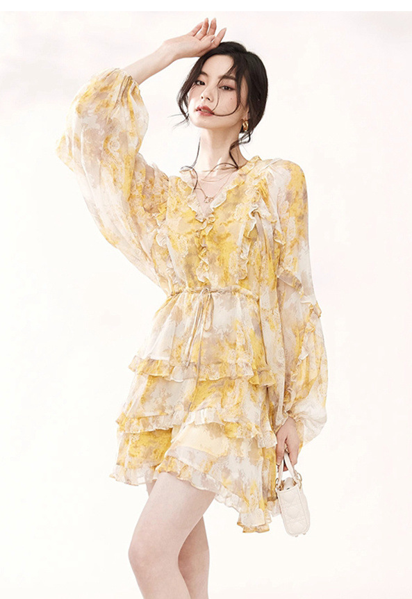 2025纯欲真丝小个子连衣裙女夏装短款收腰显瘦高级桑蚕丝黄色详情4