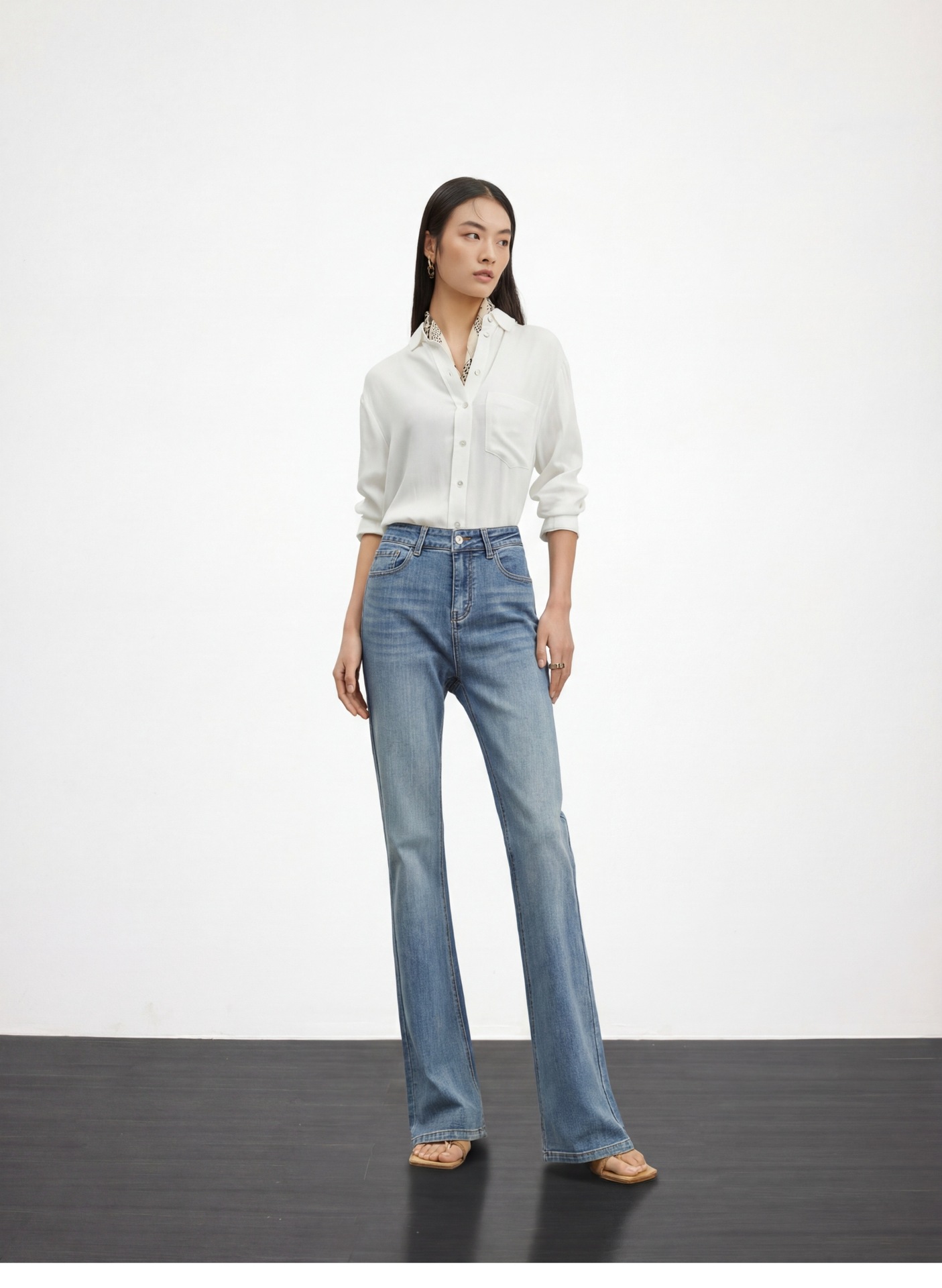 The windbreaker yoga model display clothing model showcases the new design pic 11