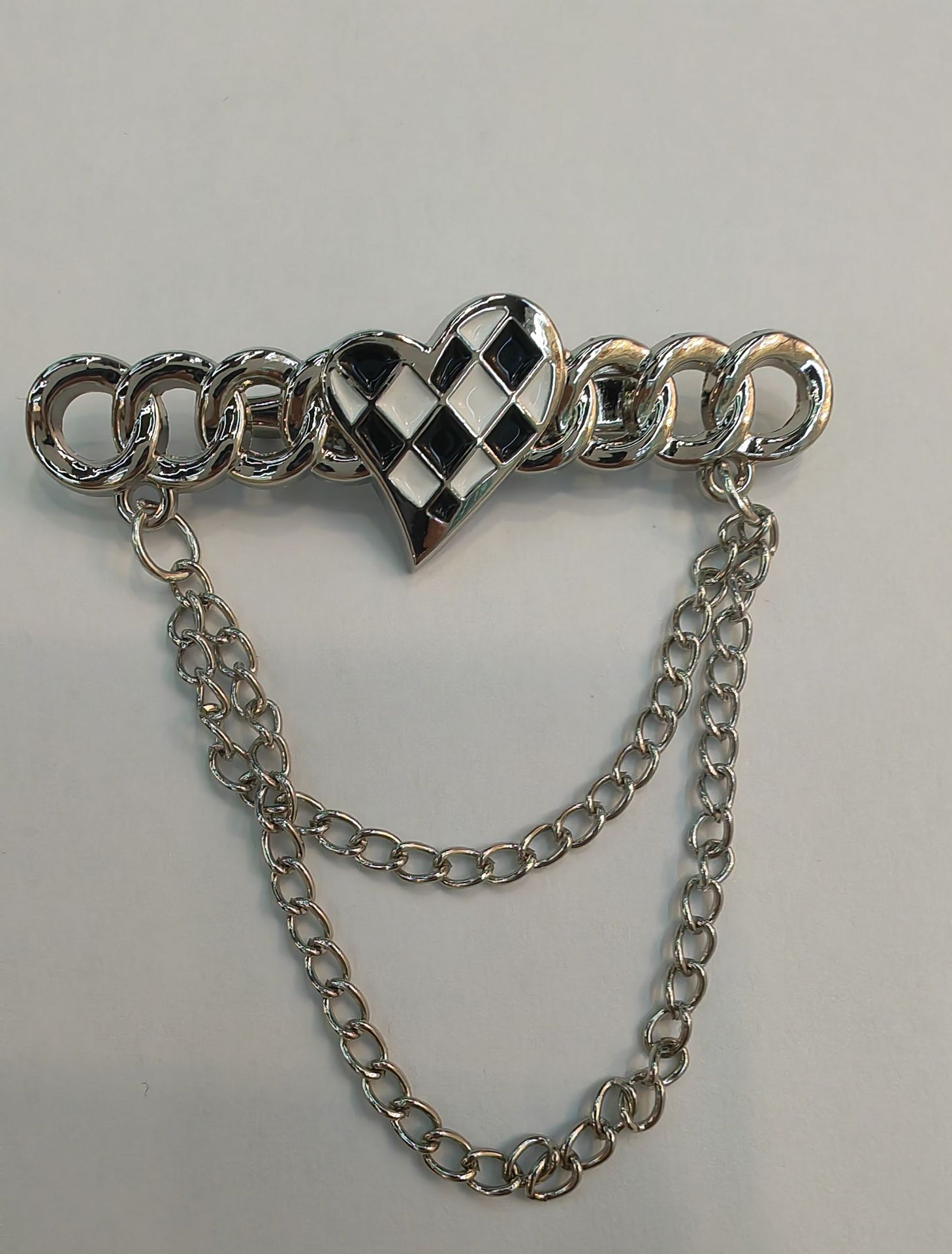 大牌风双环爱心小香风胸针2023新款潮时尚防走光高级感精致别针详情3