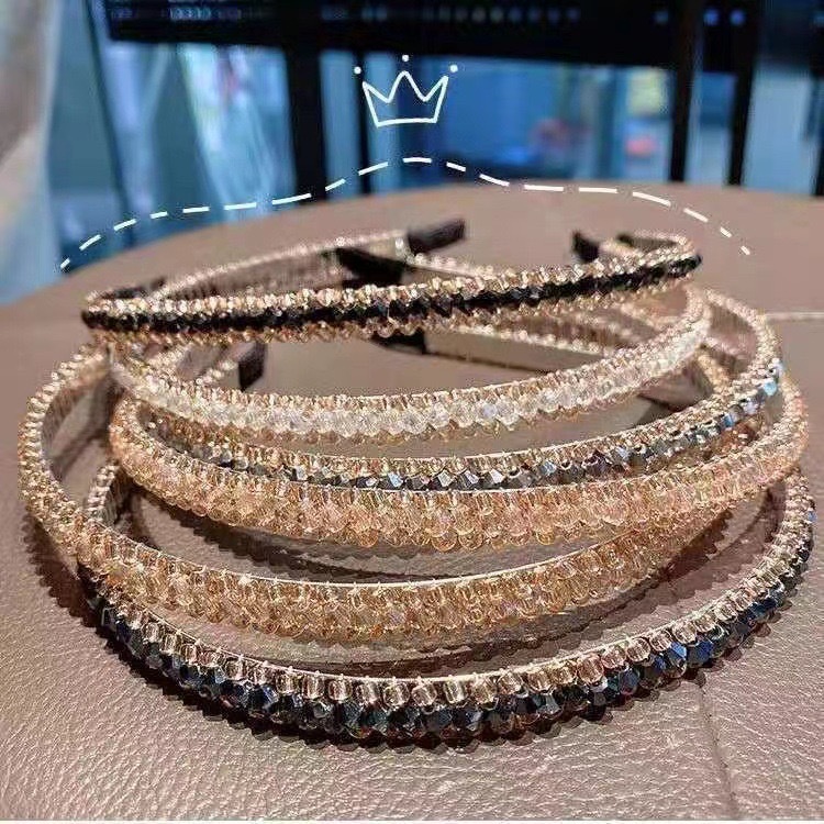 Summer headband: Silver, simple and fresh, ladylike, Instagram influencer style headband. Sweet diamond-encrusted headband pic 1