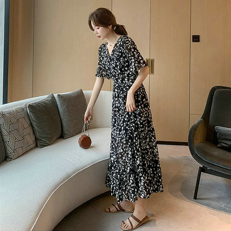 New summer dress for women, black knee-length floral chiffon, V-neck dress, fairy-like, super fairy-like and forest-like style pic 15