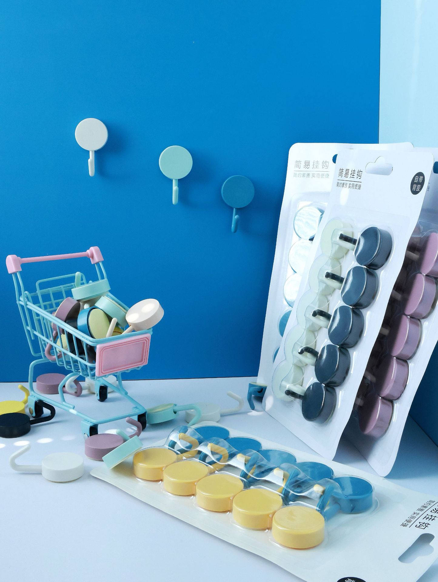 马卡龙挂钩无痕可爱粘钩塑料北欧钩子厨房浴室彩色免打孔挂衣钩详情5