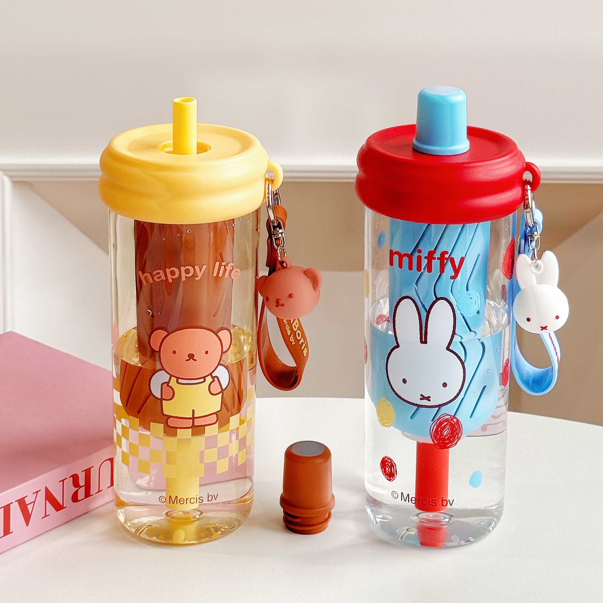 The new Miffy Rabbit plastic straw cup, cartoon tritan water cup, student high appearance level, tea-water separation dual-drinking cup pic 12