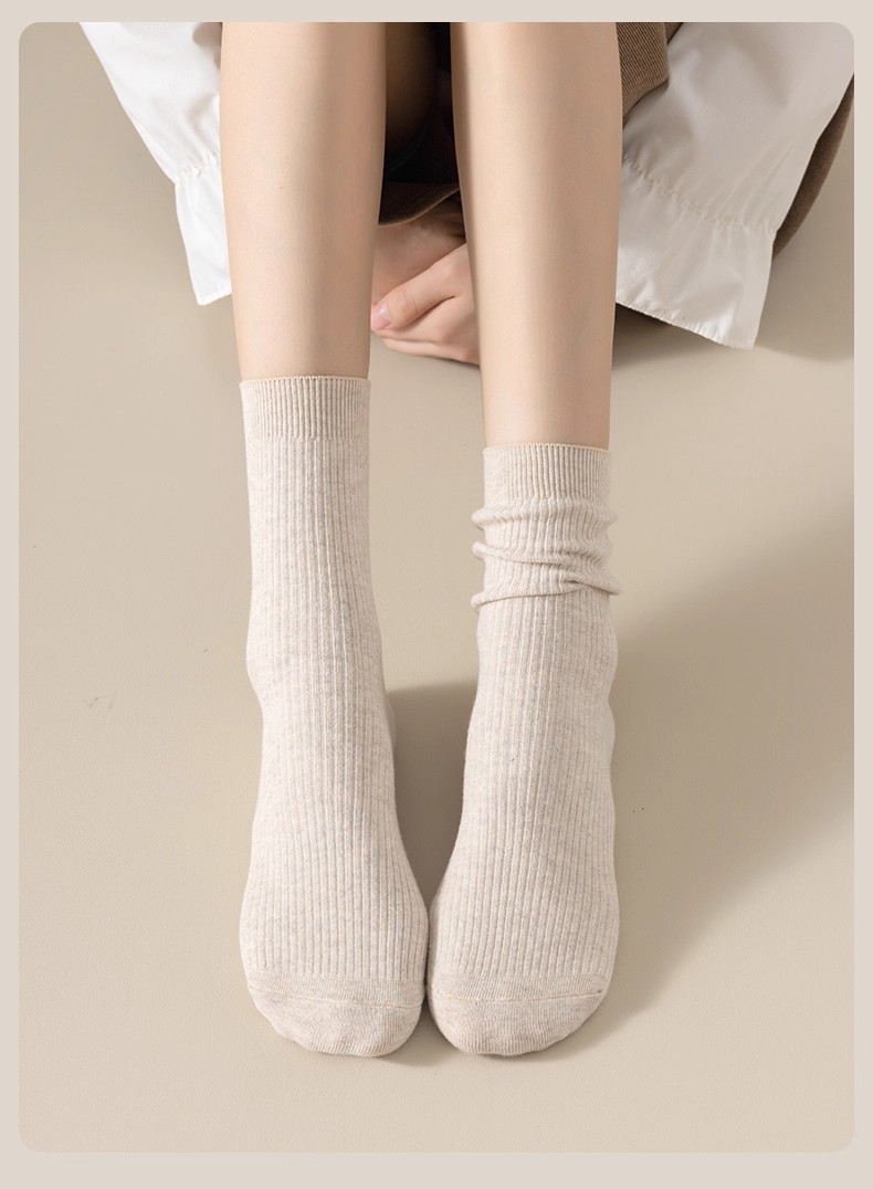 袜子女双针细条中筒袜吸汗薄款透气女袜秋季黑白袜乐福鞋女士棉袜详情11
