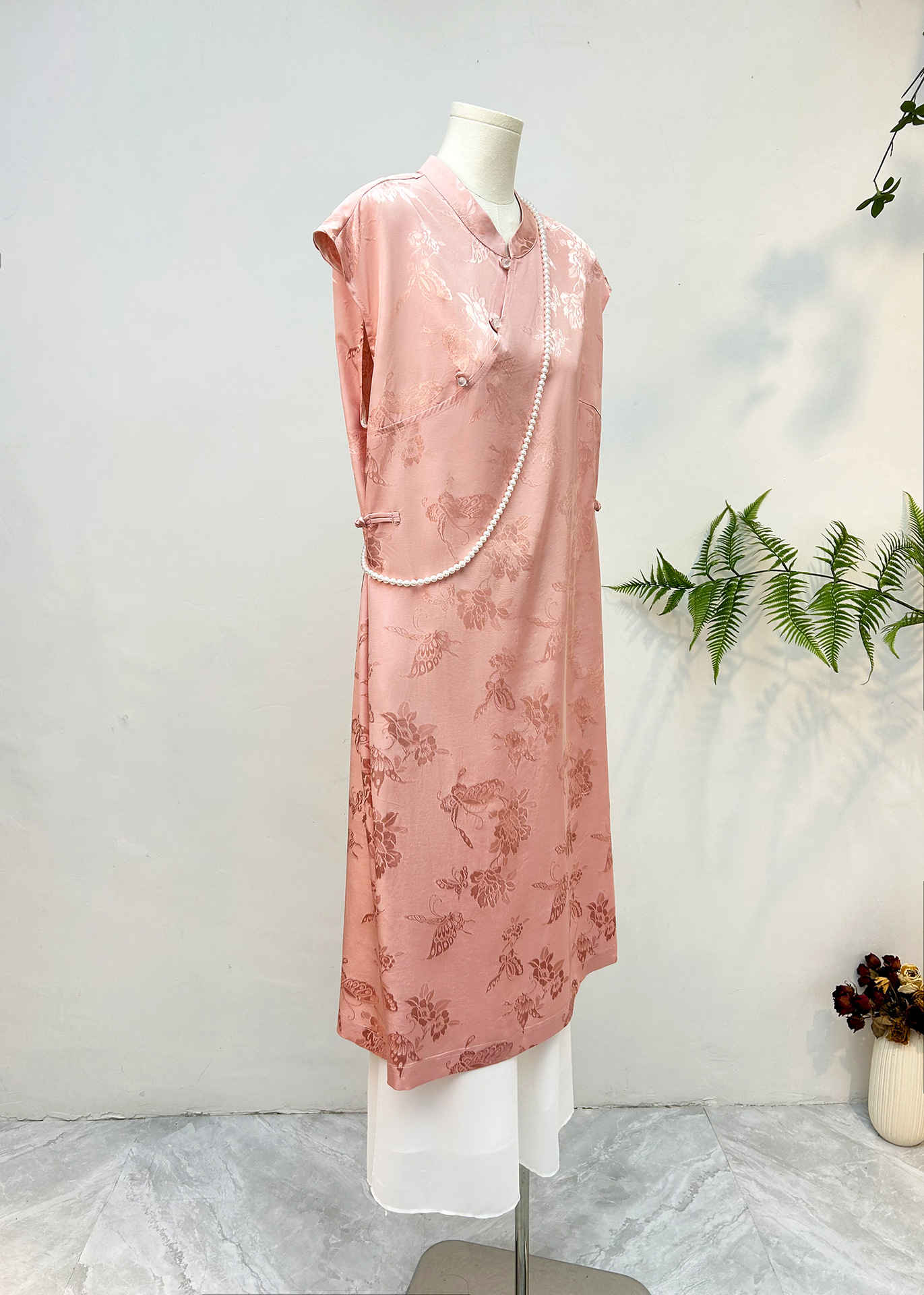 New Chinese-style improved cheongsam dress for summer 2025, a new traditional Chinese jacquard dress, elegant and noble mid-length dress for women pic 8