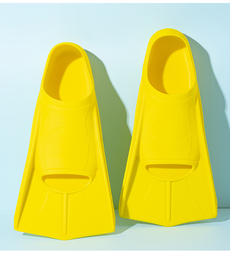 专业游泳脚蹼硅胶脚蹼儿童成人潜水蛙鞋训练潜水装备批发硅胶蛙鞋详情17