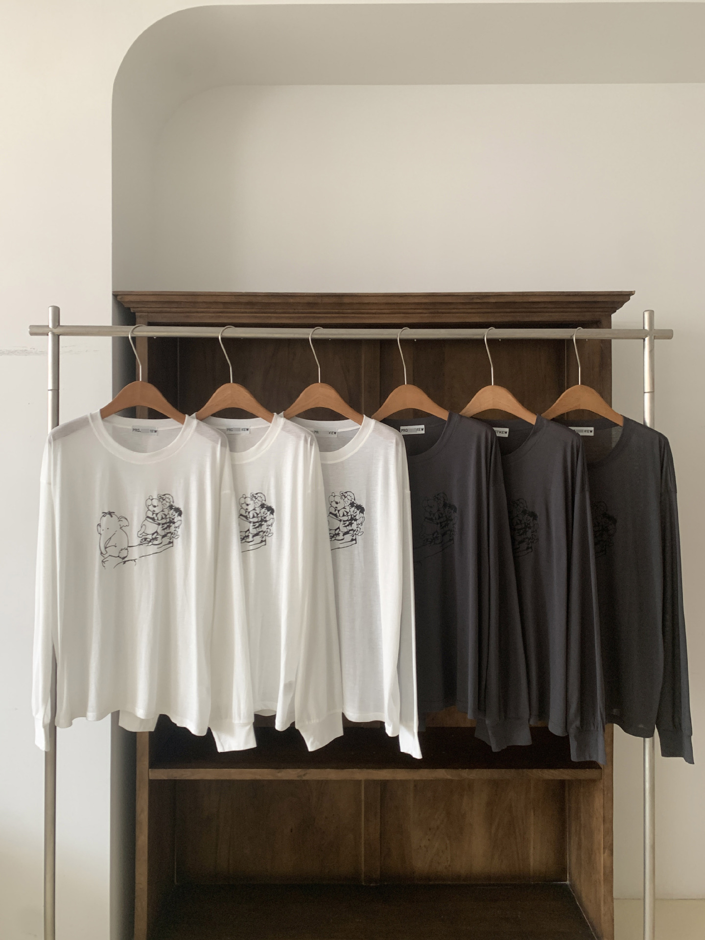 In stock 2025 summer new style, Dongdaemun, South Korea, round-neck super cute cartoon print sun protection long-sleeved T-shirt top for women pic 8