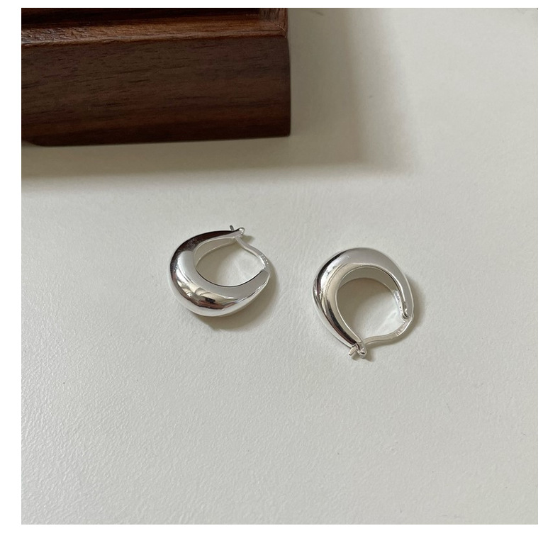 S925 sterling silver Korean version fashionable crescent ear buckles, Korean minimalist fashion basic style retro earrings and earrings wholesale pic 22
