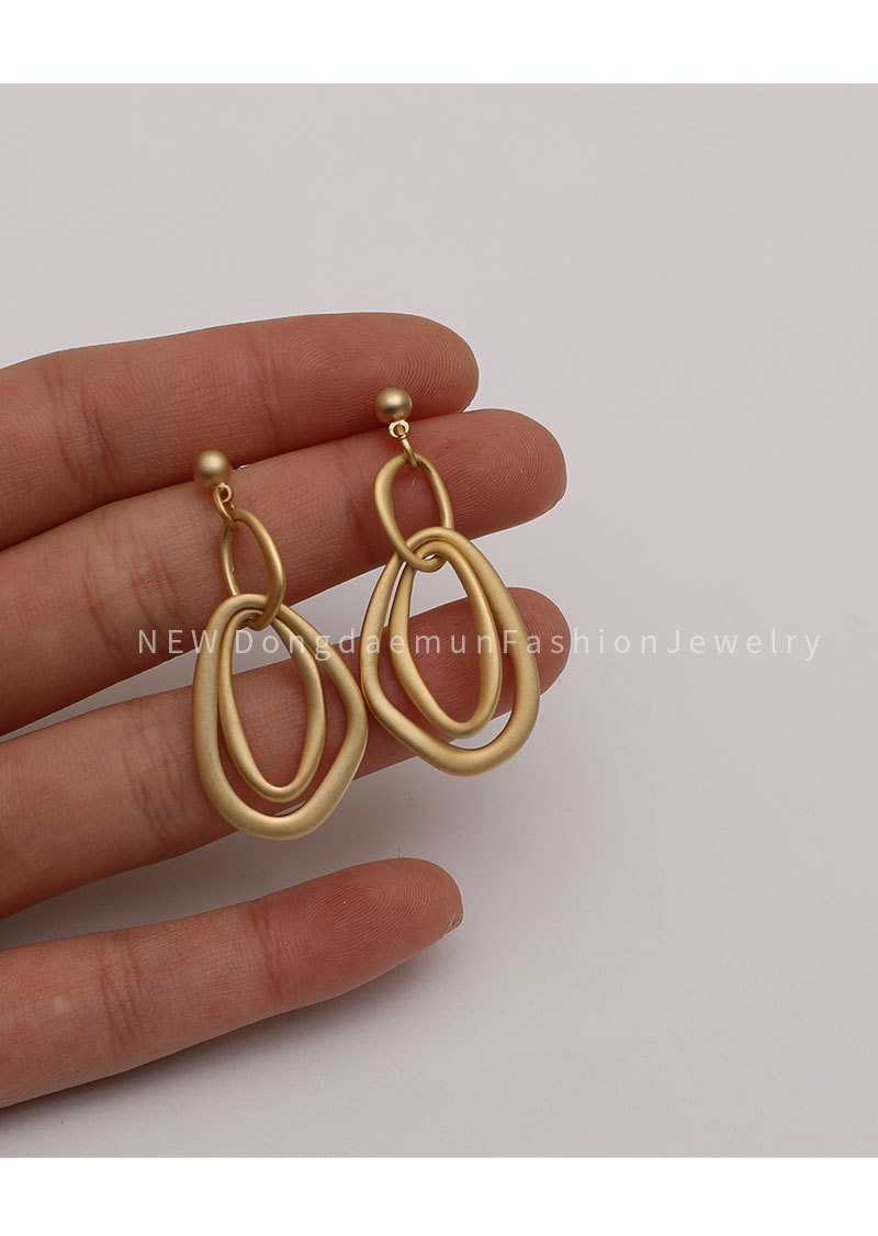 Hyacinth925 silver needle stud earrings for women, Korean minimalist and cold style earrings, matte high-end earrings, trendy and unique, internet-famous double-layer geometric ear ring earrings pic 8