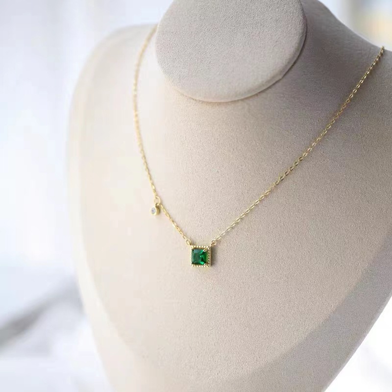 方形祖母绿纯银项链轻奢镀k金方钻锁骨链女高级感日韩小红书新款详情5