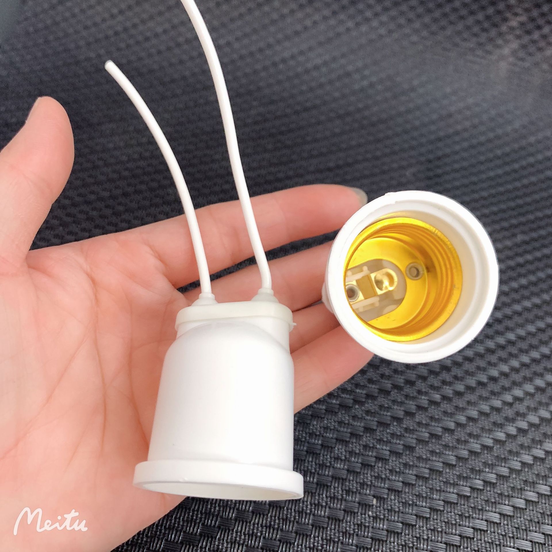 Cross-border supply E27 plastic wire waterproof lamp cap, lamp base, hanging threaded lamp socket, outdoor lantern lamp cap pic 2