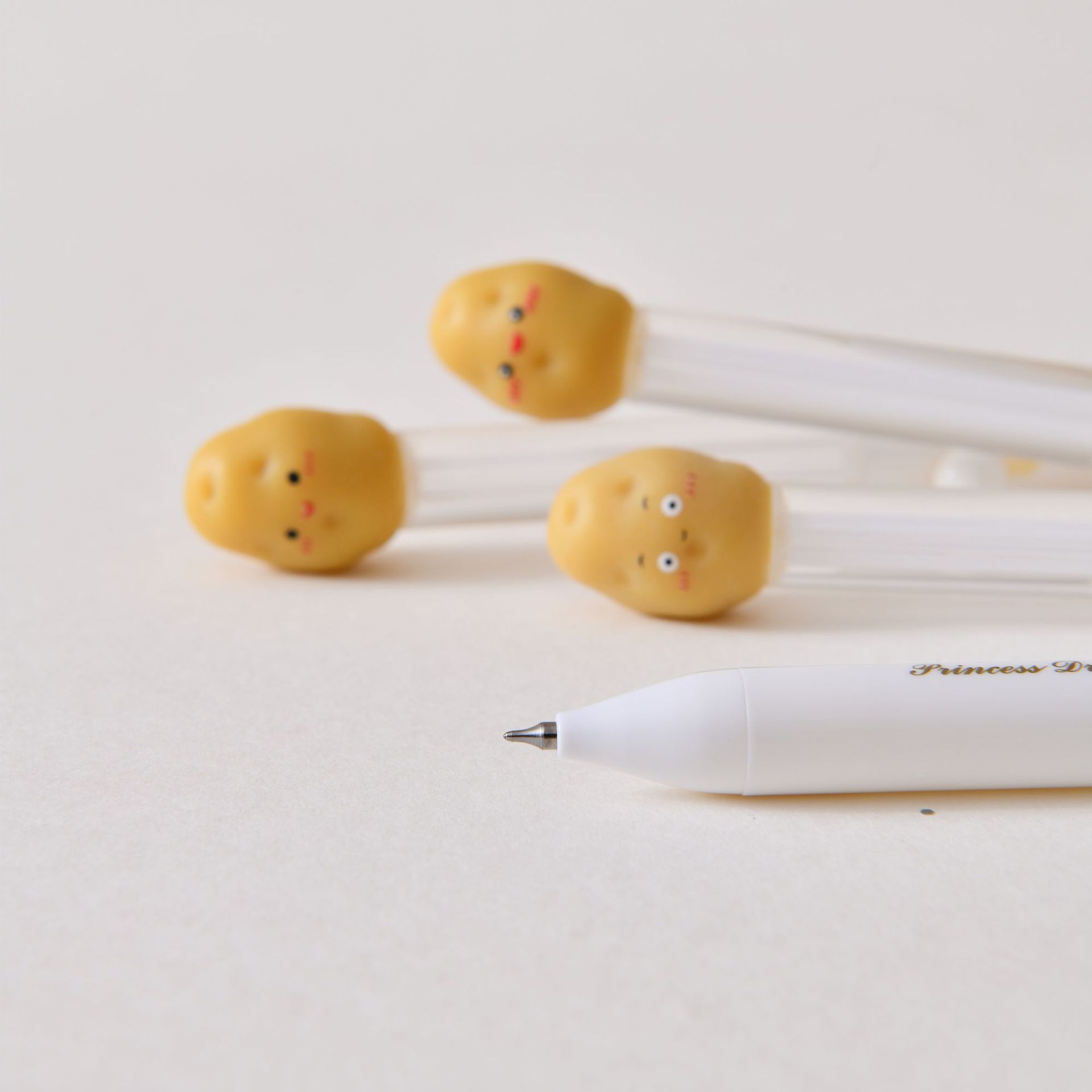 晨兮可爱创意土豆卡通学生中性笔速干速写笔批发日用吸管百货用品详情11