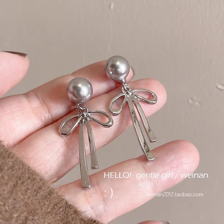 s925 Silver needle design, heart-shaped flower tassel stud earrings, high-end pearl earrings and elegant earrings for women in 2024 pic 9