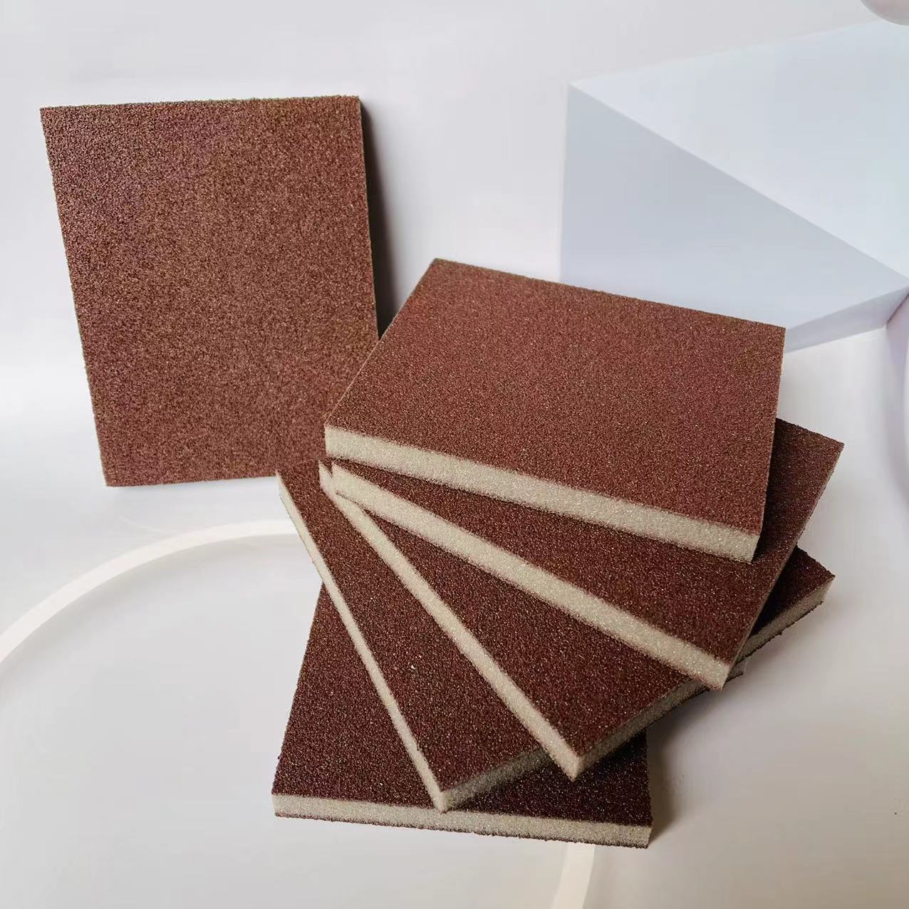 【 Zone 2-8 】 Large thin slices of corundum 560 per box. Corundum sponge for kitchen cleaning, pot and dish washing, cleaning and decontamination, black stains on the bottom of POTS, rust removal, and pot brushing sponge pic 6