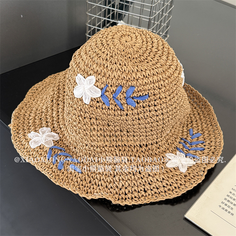 A large-brimmed straw hat for women, a summer handcrafted hook flower vacation beach sunshade straw woven sun hat, sweet and versatile, a small hat that shows off your face pic 15
