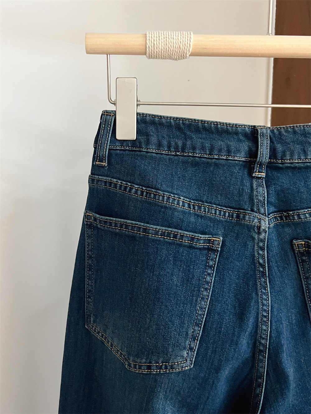 复古时髦高腰斜裁宽松显瘦百搭弹力直筒宽松微喇叭牛仔裤G031612详情15