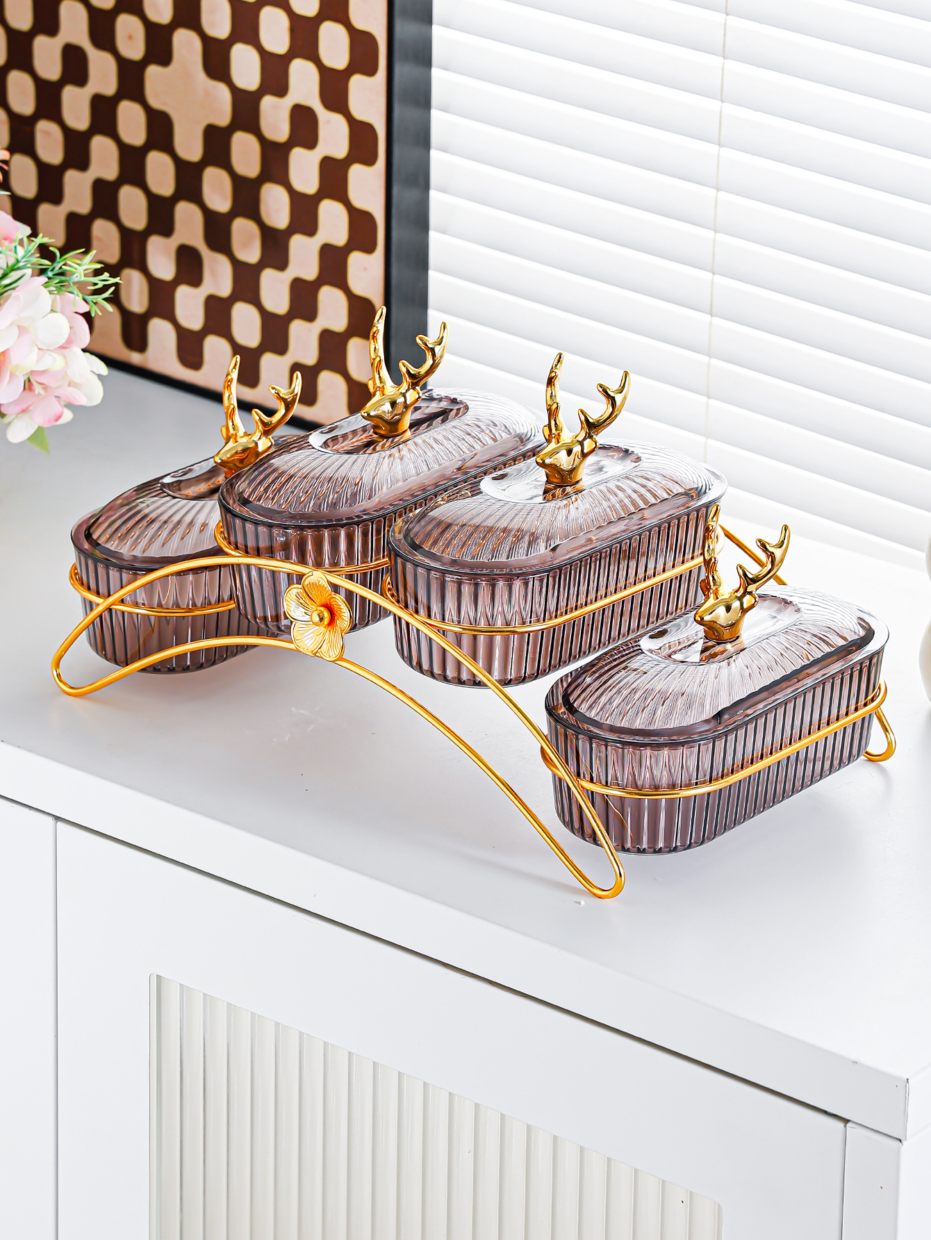 Light luxury dried fruit plate, fruit platter, light luxury household snack plate, ironwork rack, commercial and hotel snack plate, compartments fruit plate pic 21