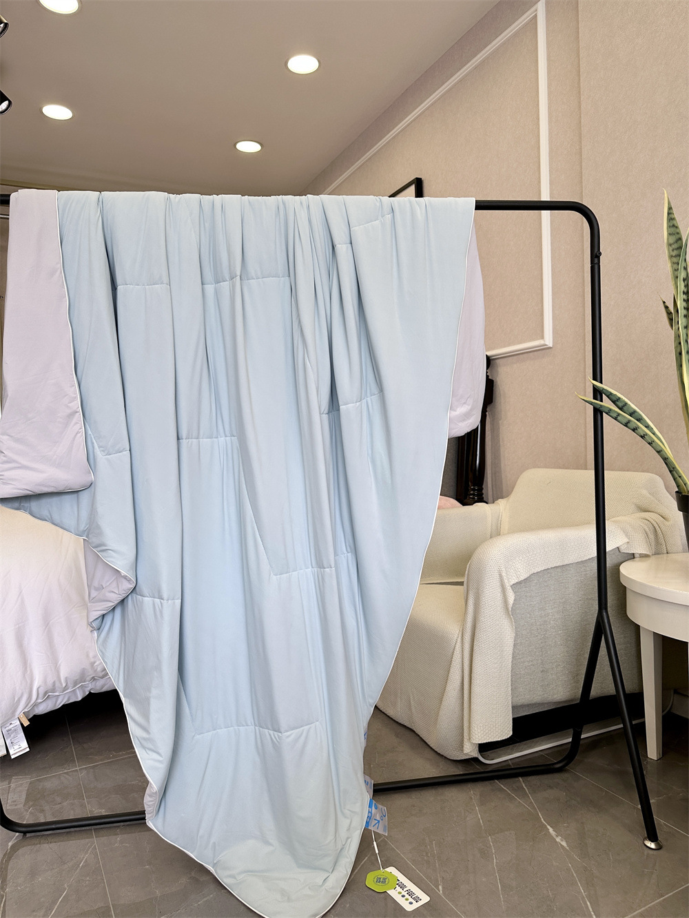 Little Ice Silkworm Cool Sensation Ice Silk Soybean Summer Cool Quilt, summer brocade ammonia naked sleep Cold Quilt, Summer Quilt, machine washable air-conditioned quilt pic 7