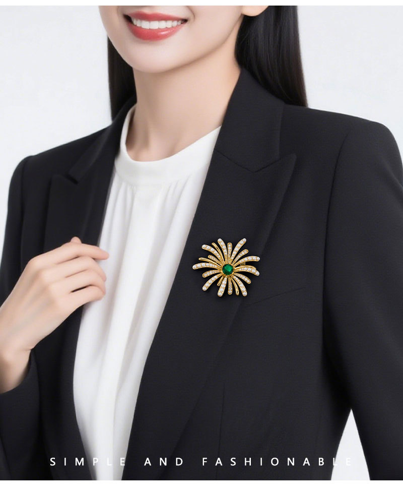 The light luxury and high-end starlight fireworks brooch features an original design of copper alloy, real gold electroplating and zircon imitation pearl pic 16