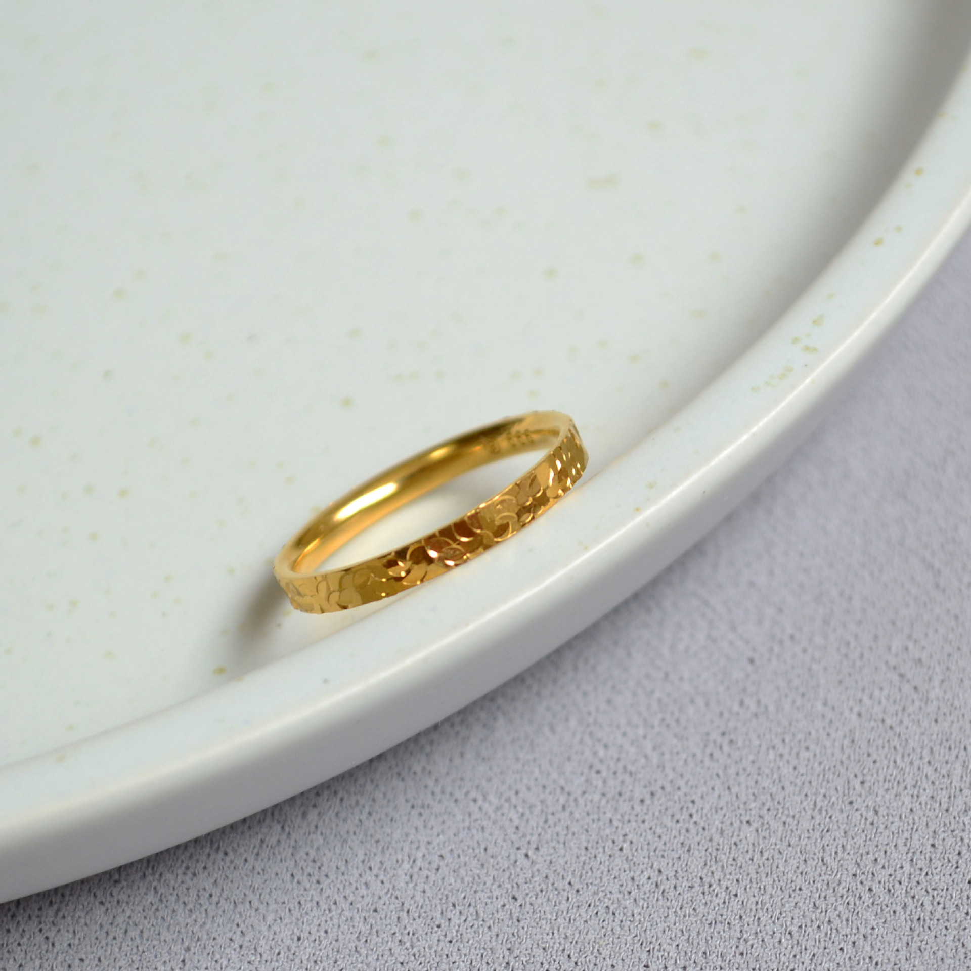 小众设计持久保色真空电镀闪耀切割龙鳞碎碎冰简约气质个性细戒指详情1