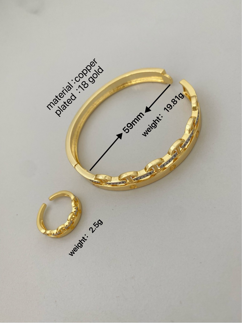 Direct sales from the manufacturer of the popular cross-border fashion hollowed-out diamond-encrusted snap-on pig nose ring and bracelet set for women pic 4