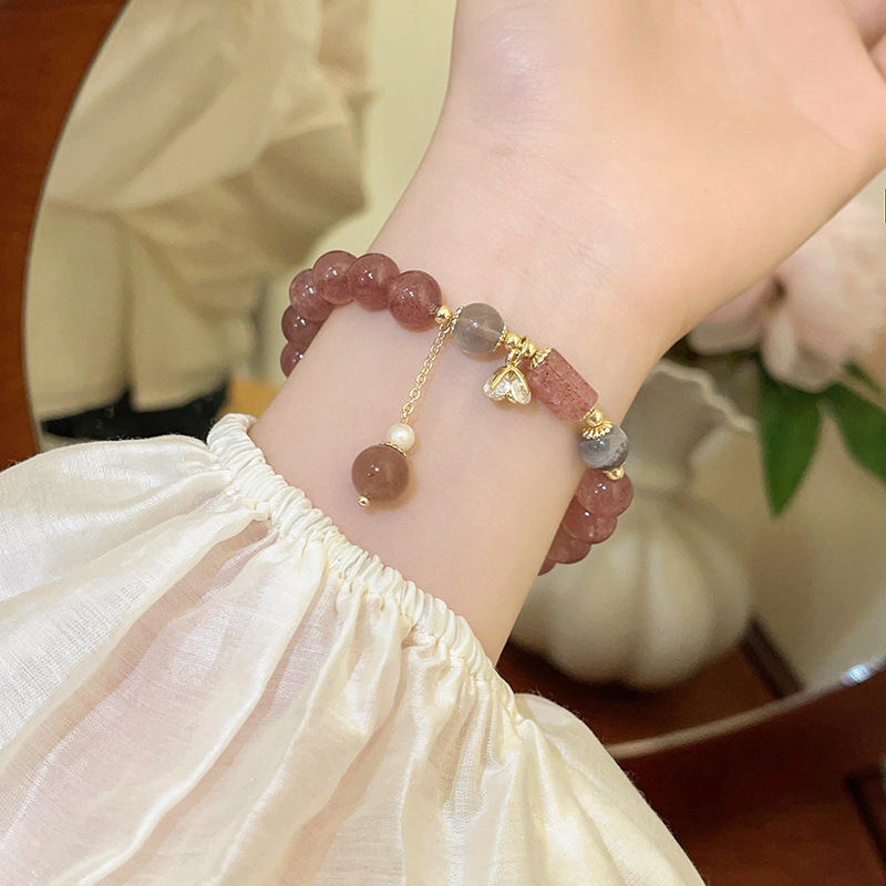 Cute pink strawberry crystal beaded bracelet, light luxury and niche design, high-end flower pendant bracelet wholesale pic 11