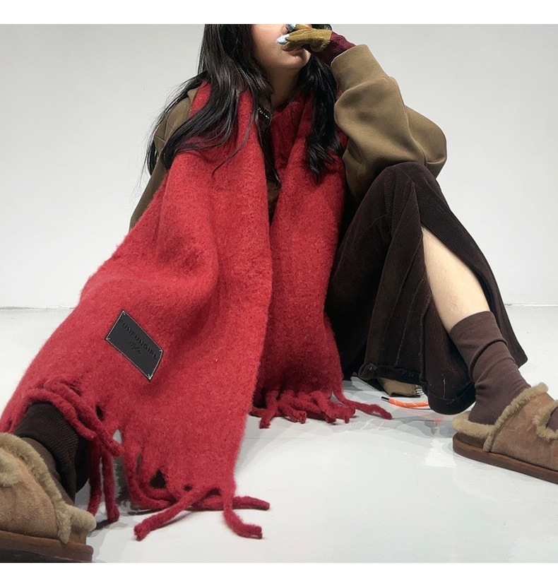 Autumn and winter Ankela Red Wool Scarf for women, new solid color thickened warm scarf, high-end, simple and versatile shawl pic 17