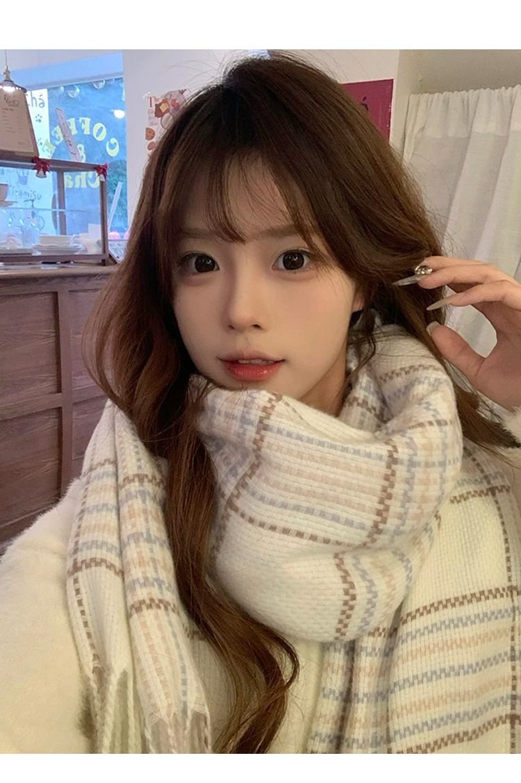 秋冬新款韩系氛围感白色围巾仿羊绒格子针织保暖披肩高版女士批发详情7