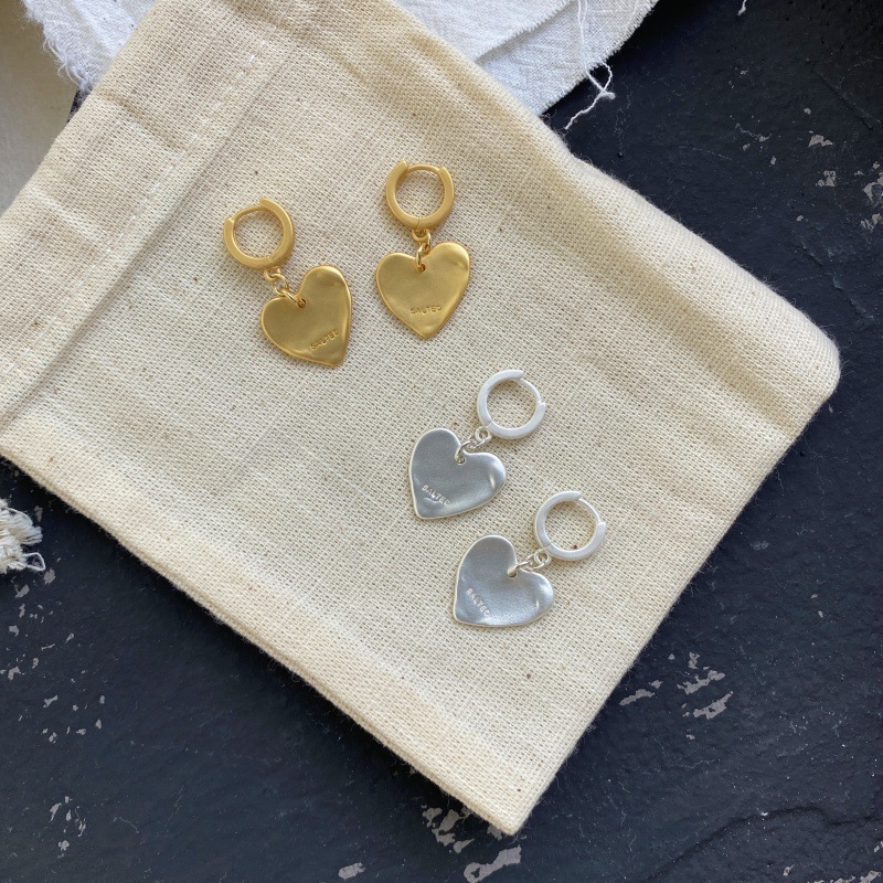 韩国fever博主同款爱心耳环女复古小众设计磨砂熔岩桃心吊坠耳钉详情7