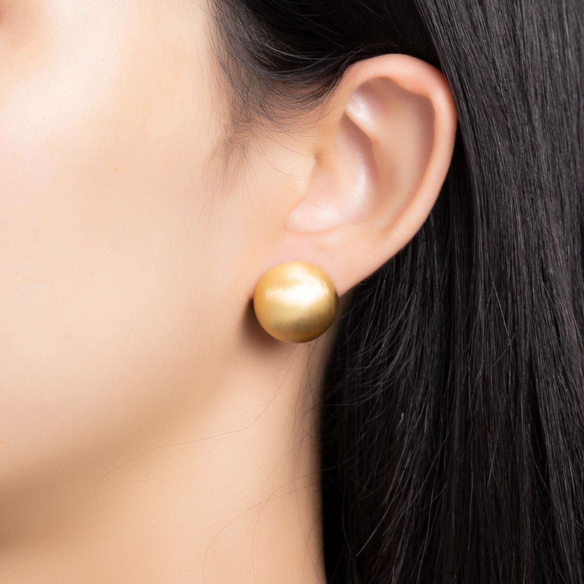 秋冬新款复古简约通勤设计小众气质感耳饰拉丝耳环磨砂圆球耳钉女详情8