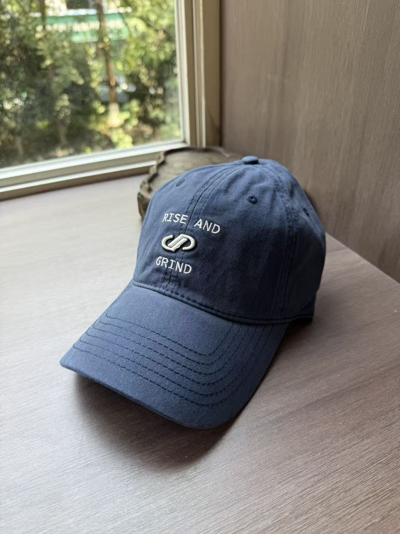 Korean version RISE AND GRIND embroidered baseball cap, versatile for men and women on the street, wide-brimmed sunshade and face-enhancing small baseball cap pic 11