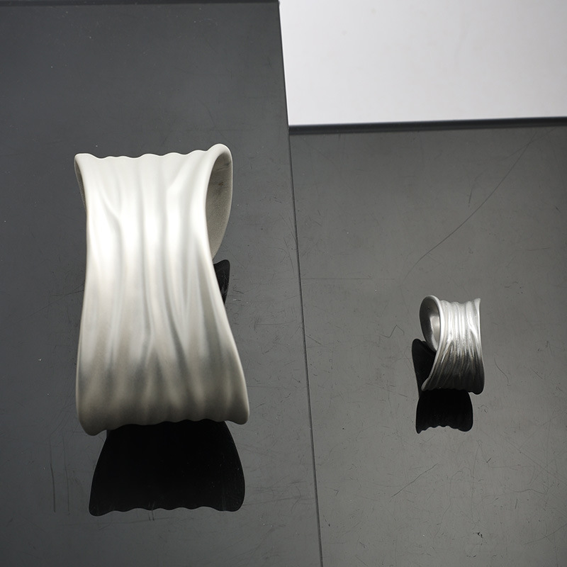 秋冬新款肌理叶脉开口手镯戒指女小众设计高级感宽版纹理指戒手环详情2