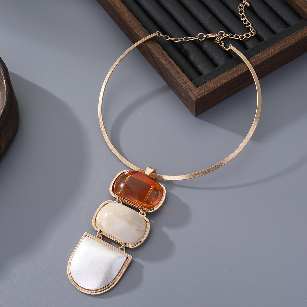 小众轻奢几何吊坠项圈女复古高级感锁骨链跨境时尚百搭饰品批发详情6