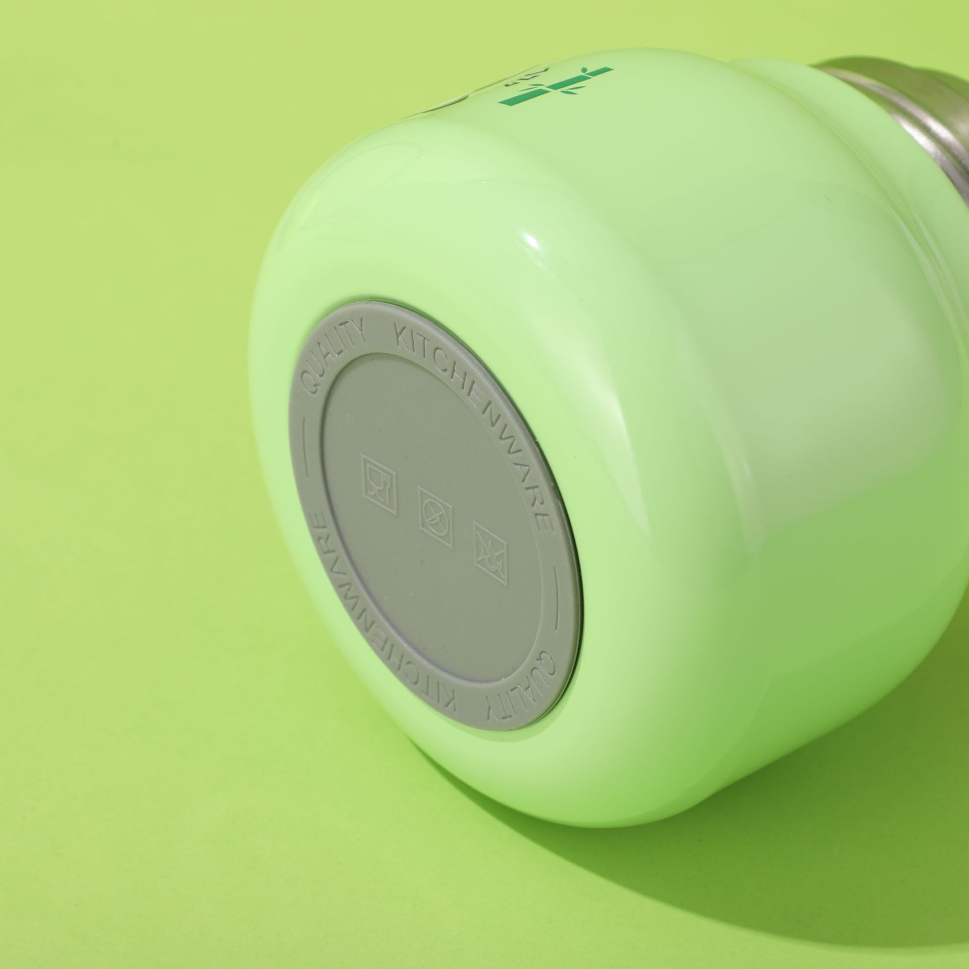 国潮产品316不锈钢熊猫泡泡焖烧杯可爱女生高颜值保温杯双层带杯勺批发详情11