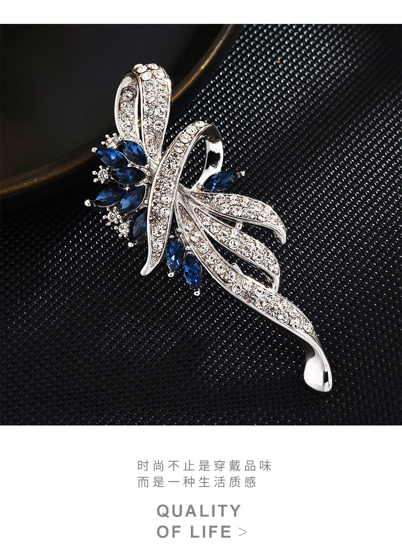 新款花朵造型高档胸针_07