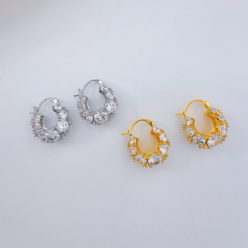 柏伶饰品网红高级感锆石圆环耳扣个性小众时尚百搭耳钉超闪耳环女详情8