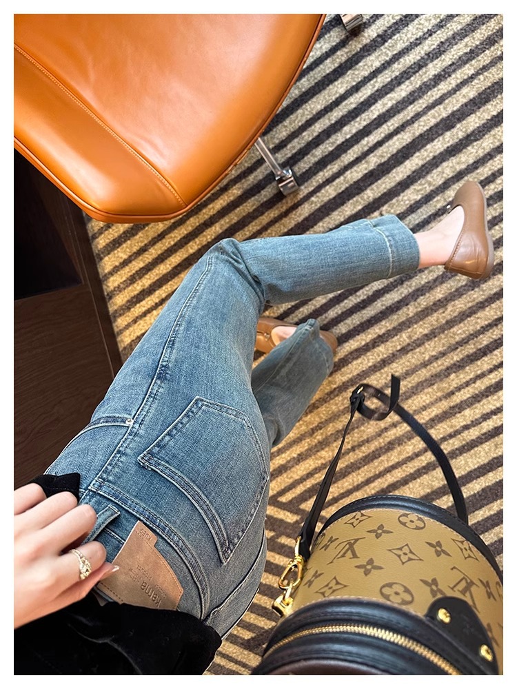 小个子弹力微喇叭牛仔裤女春秋款梨形身材大码高腰直筒显瘦九分裤详情4
