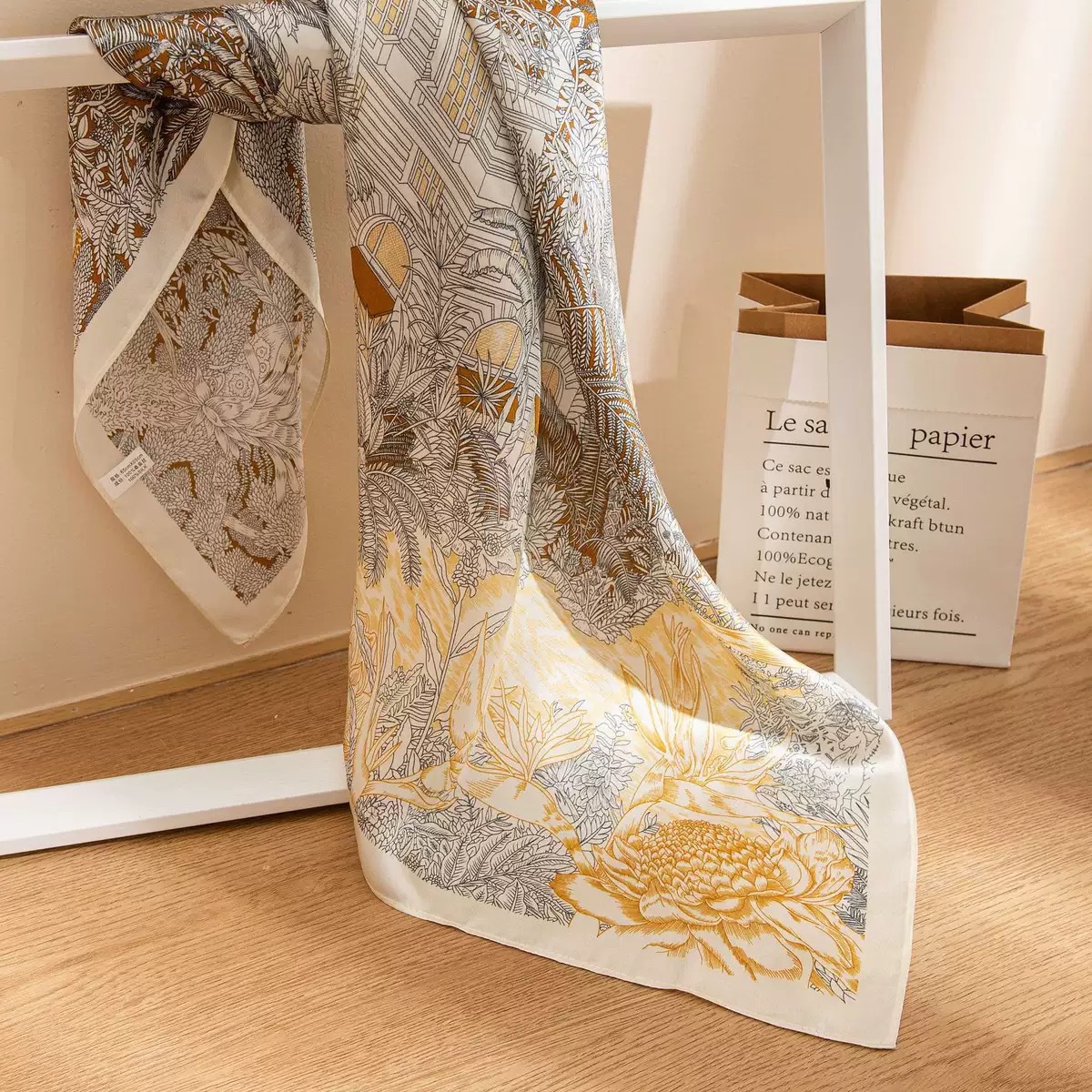 In spring, pair with a 70-square-meter scarf with a silk-like feel, creating a light luxury and high-end Korean atmosphere Brurbeery look pic 1