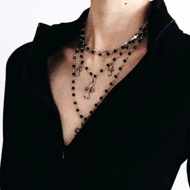 Retro cross-flower pendant black bead necklace, multi-layer layered punk, ins style, high-end collarbone chain, hot girl necklace pic 6