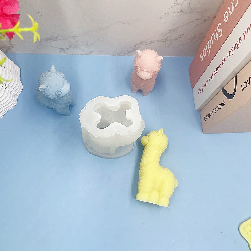 ins风立体羊驼硅胶香薰蜡烛模具蛋糕烘焙可爱萌装饰摆件滴胶模具详情3