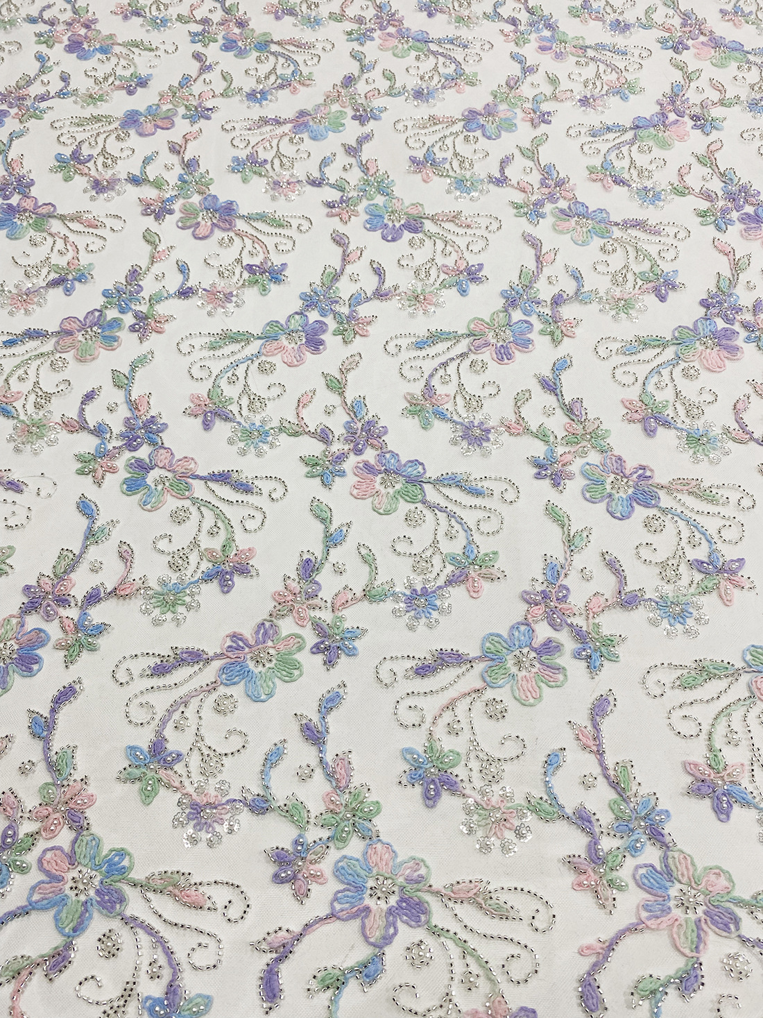 工厂现货时尚彩色多色盘带蕾丝珠子绣花女装婚纱礼服面料LACE详情10