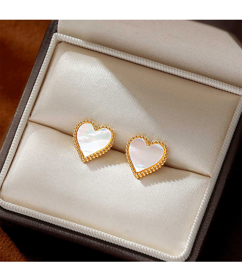 Hyacinth Lace heart-shaped stud earrings, natural white mother-of-pearl earrings, 2026 live-streaming bestsellers, light luxury, high-end and elegant earrings pic 2