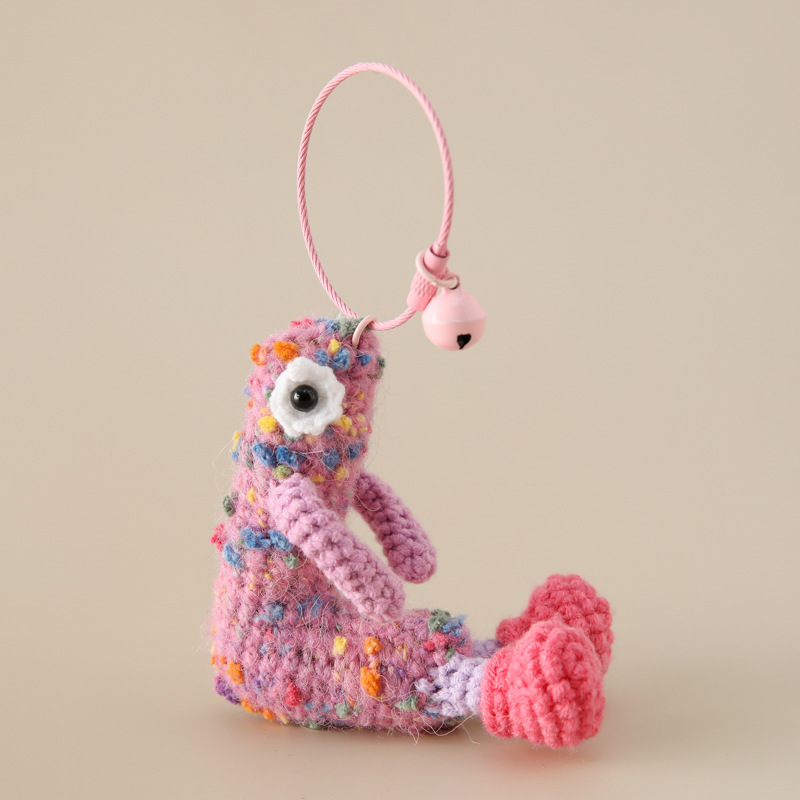 课堂知识创意学生英文字母毛线钥匙扣26个字母挂件手混线包包挂饰详情13