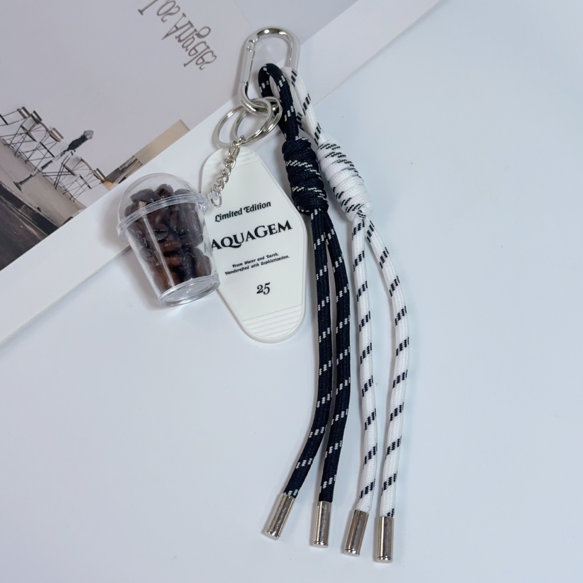 跨境现货miu系咖啡罐包包挂件真咖啡豆瓶子包挂金属咖啡壶挂饰品详情21