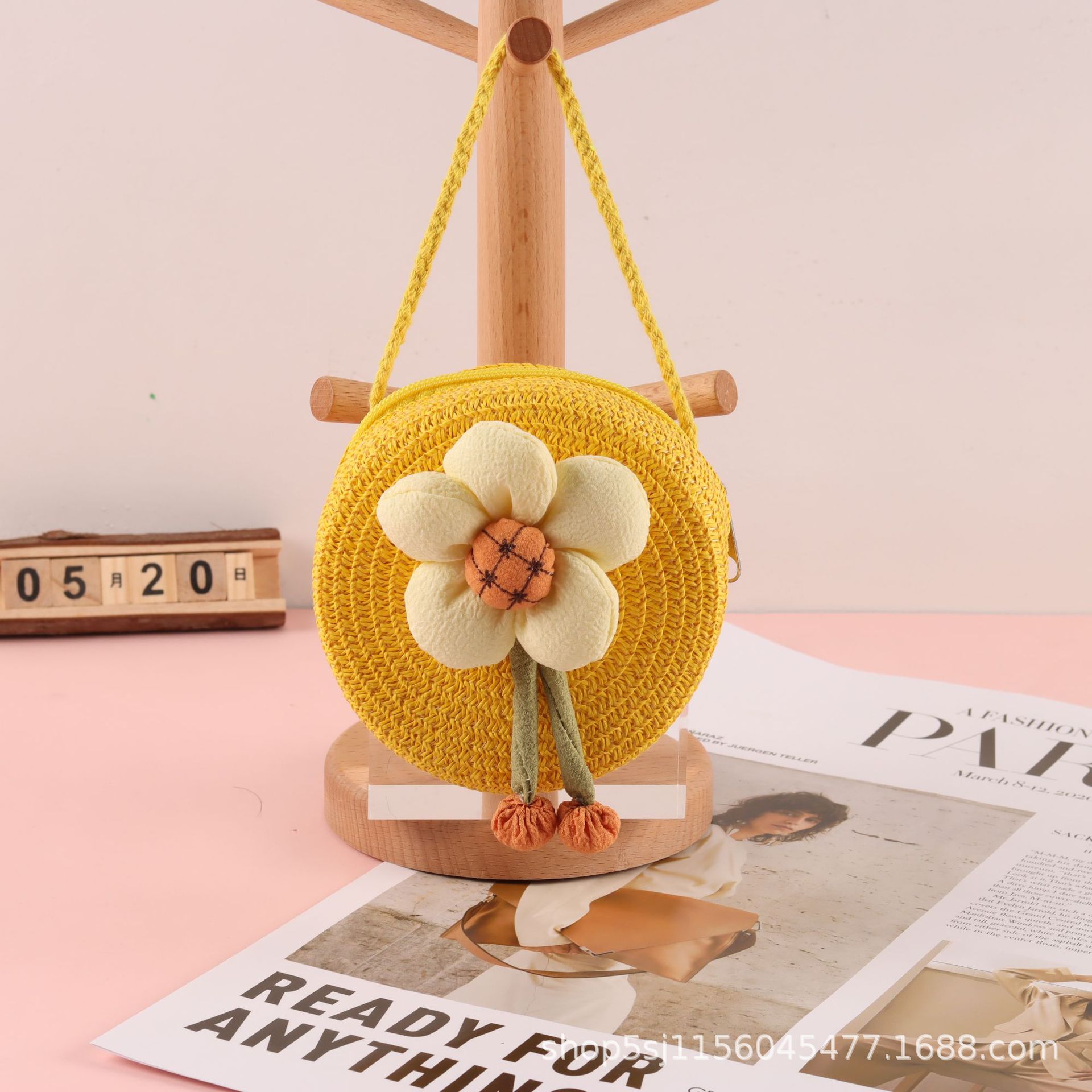 春夏新款儿童草编小包包小女孩可爱零钱斜跨圆包公主潮时尚单肩包详情11