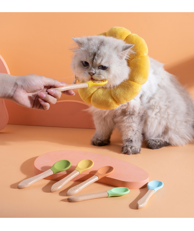 Pet spoon, cat can spoon, wooden handle, silicone, food-grade wet and fresh food feeding spoon for kittens, pet supplies pic 9